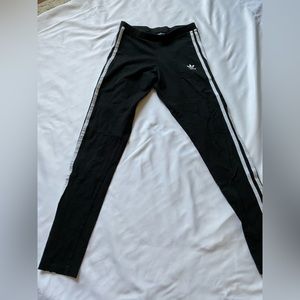 Small black Adidas leggings
